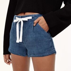 Wilfred Aritzia Allegra Denim Shorts in Medium Indigo